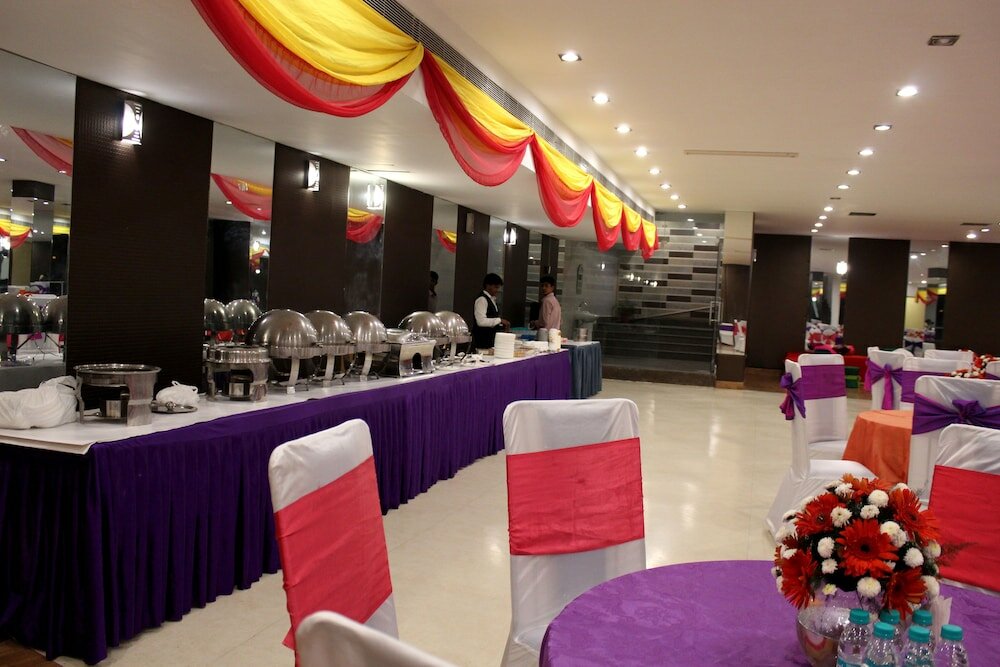 Фото Hotel Haris MG Road Gurugram