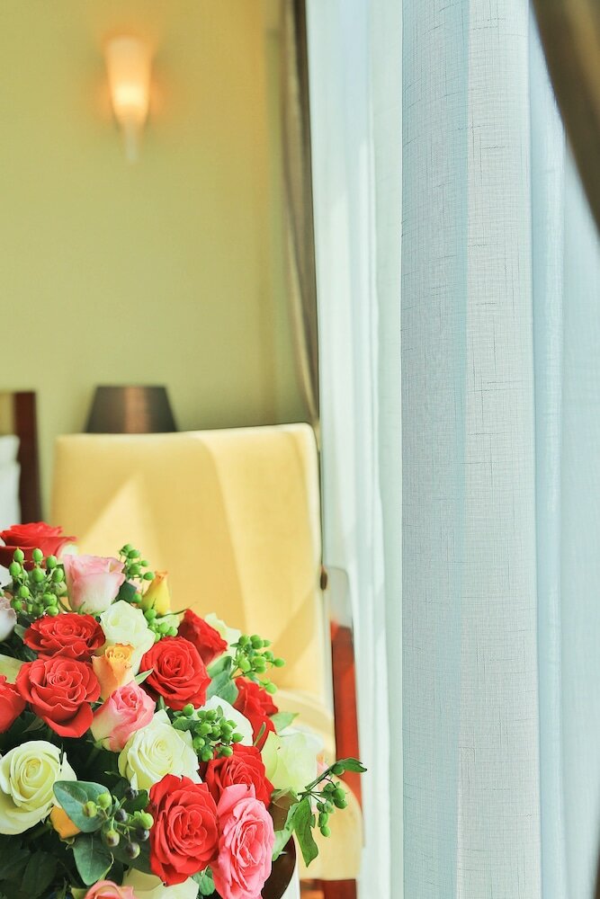 Фото Magnolia Hotel & Conference Center