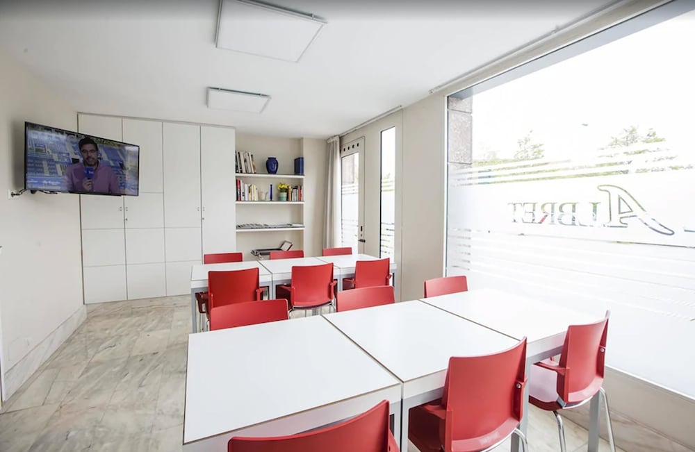 Фото Hotel Albret