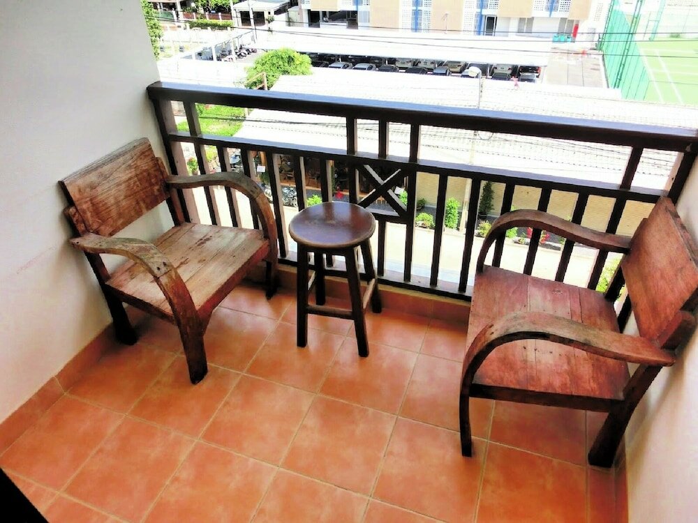 Фото Narawan Hotel