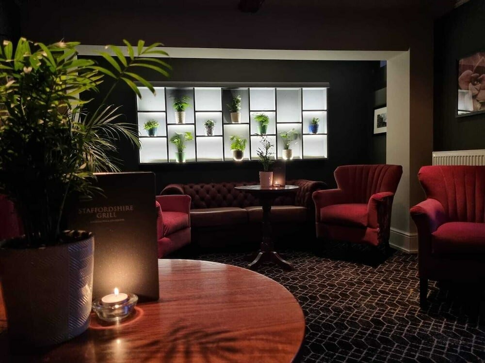 Фото The Lion Hotel