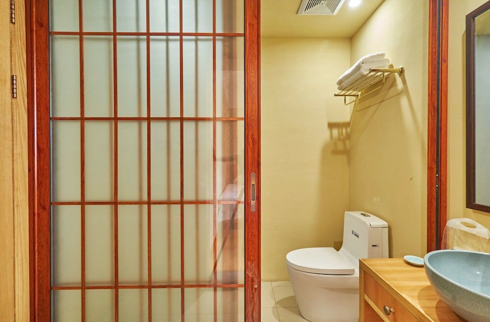 Фото Best Wishes West Lake lnn