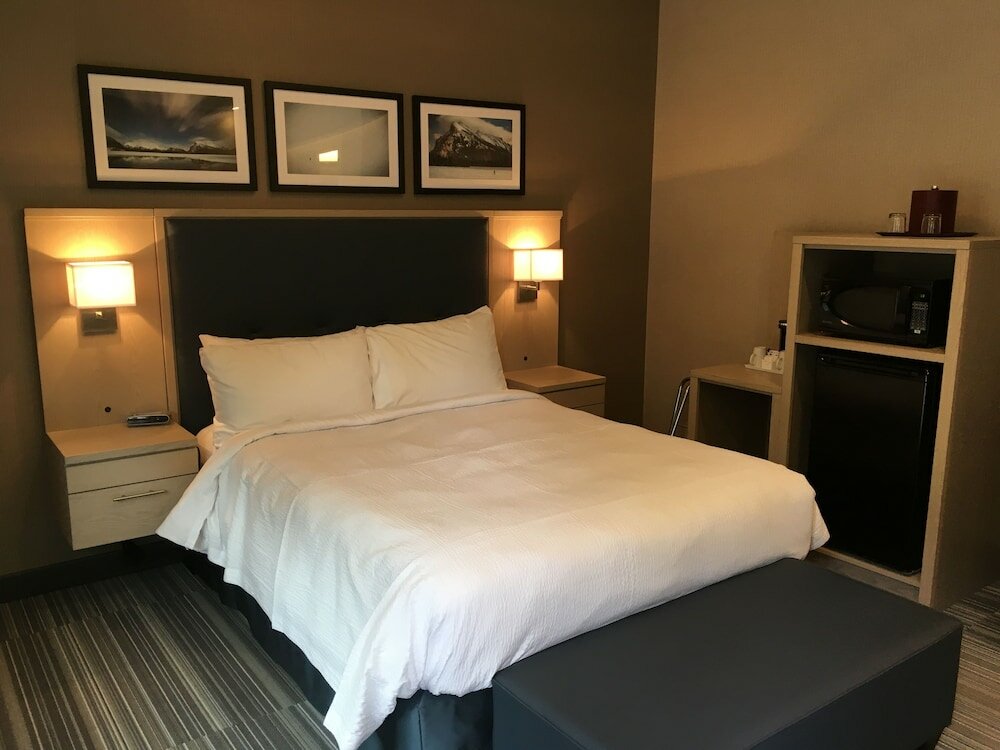 Фото Mountaineer Lodge