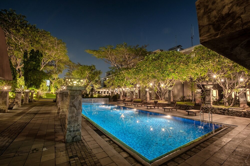 Фото Oakwood Hotel & Apartments Taman Mini Jakarta