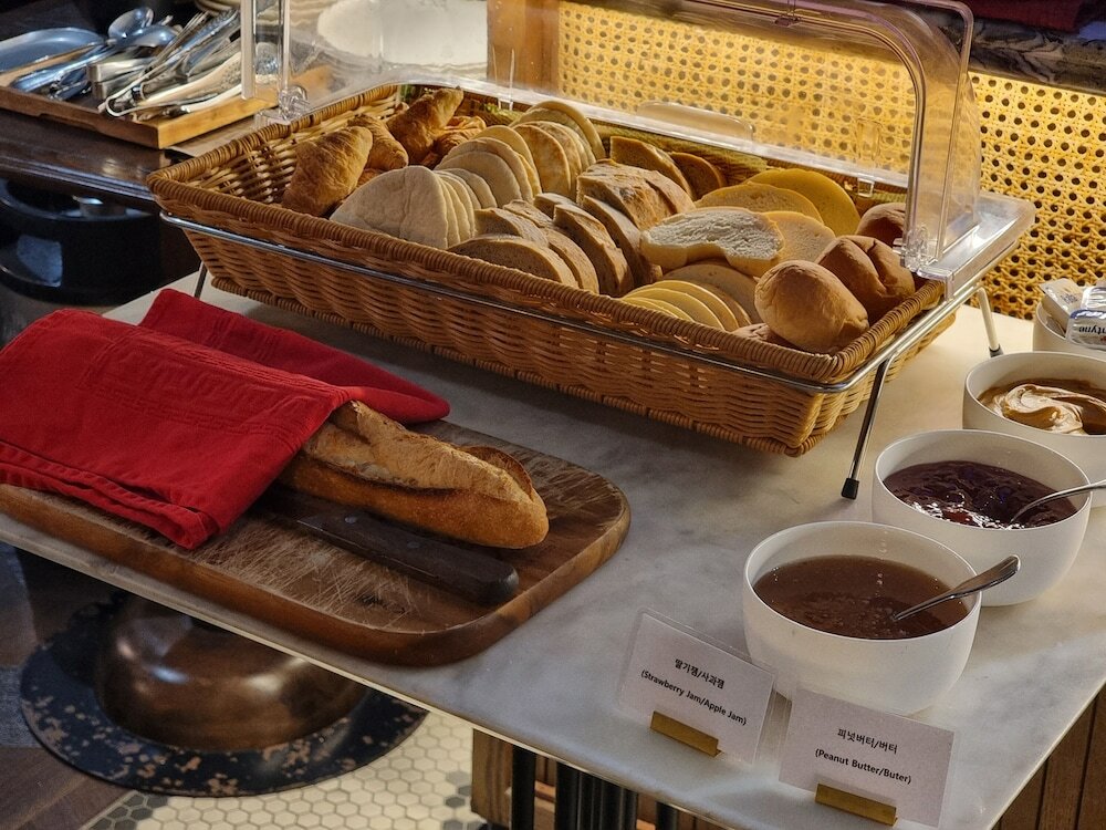 Фото Hotel Crescendo Seoul