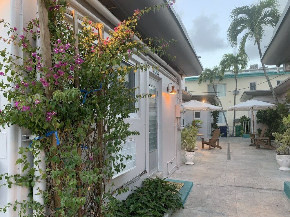 Фото Tiana Beach Inn