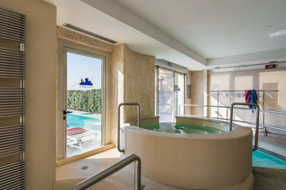 Фото Hotel Sirmione e Promessi Sposi