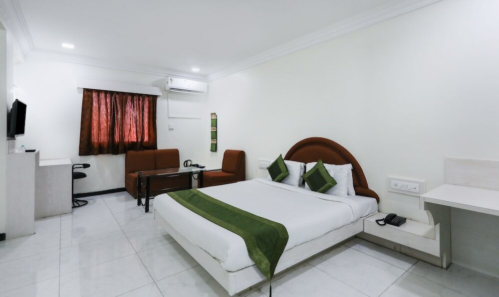 Фото Treebo Trend Omni Palace