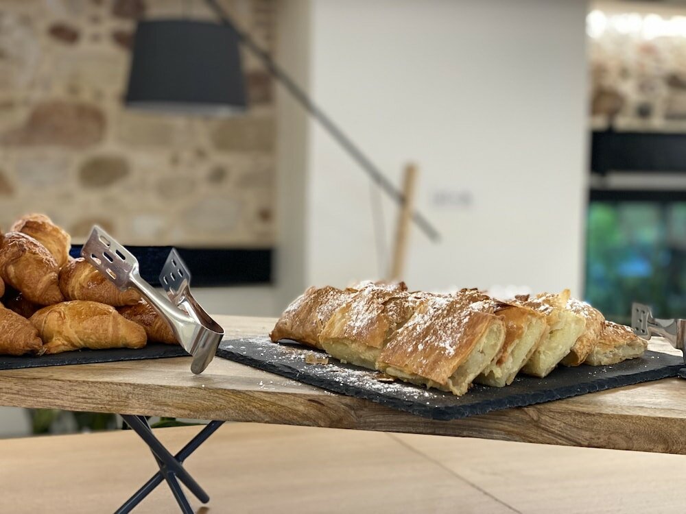 Фото Nlh Monastiraki - Neighborhood Lifestyle Hotels