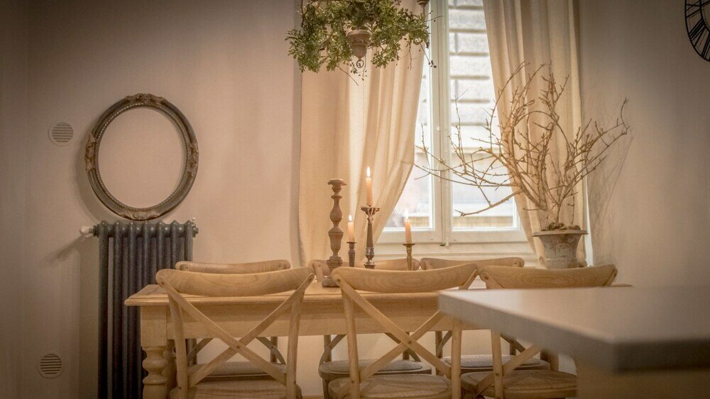 Фото Breathtaking 4bd Apt 5min Walk to Duomo