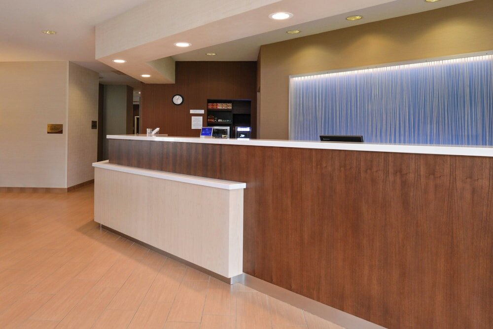 Фото Fairfield Inn by Marriott Orlando Airport