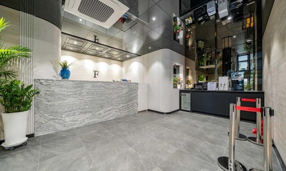 Фото F Hotel Yeongdeungpo