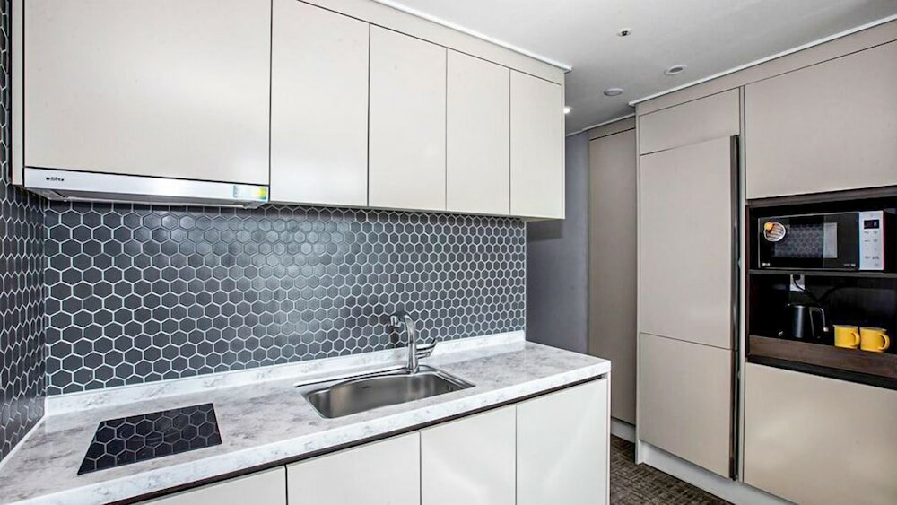 Фото GriffinBay Hotel