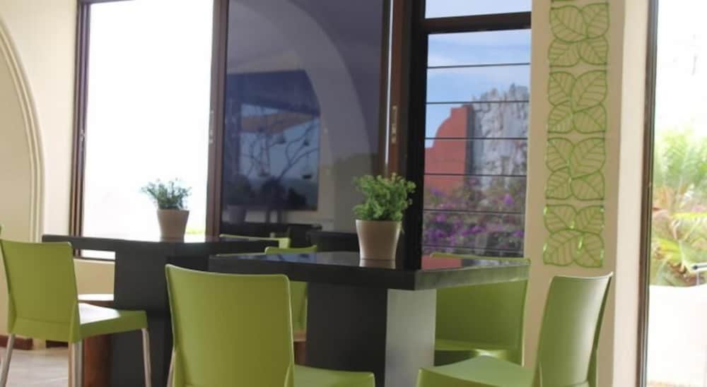 Фото Hotel Boutique Valverde Cumbres de la Escalon