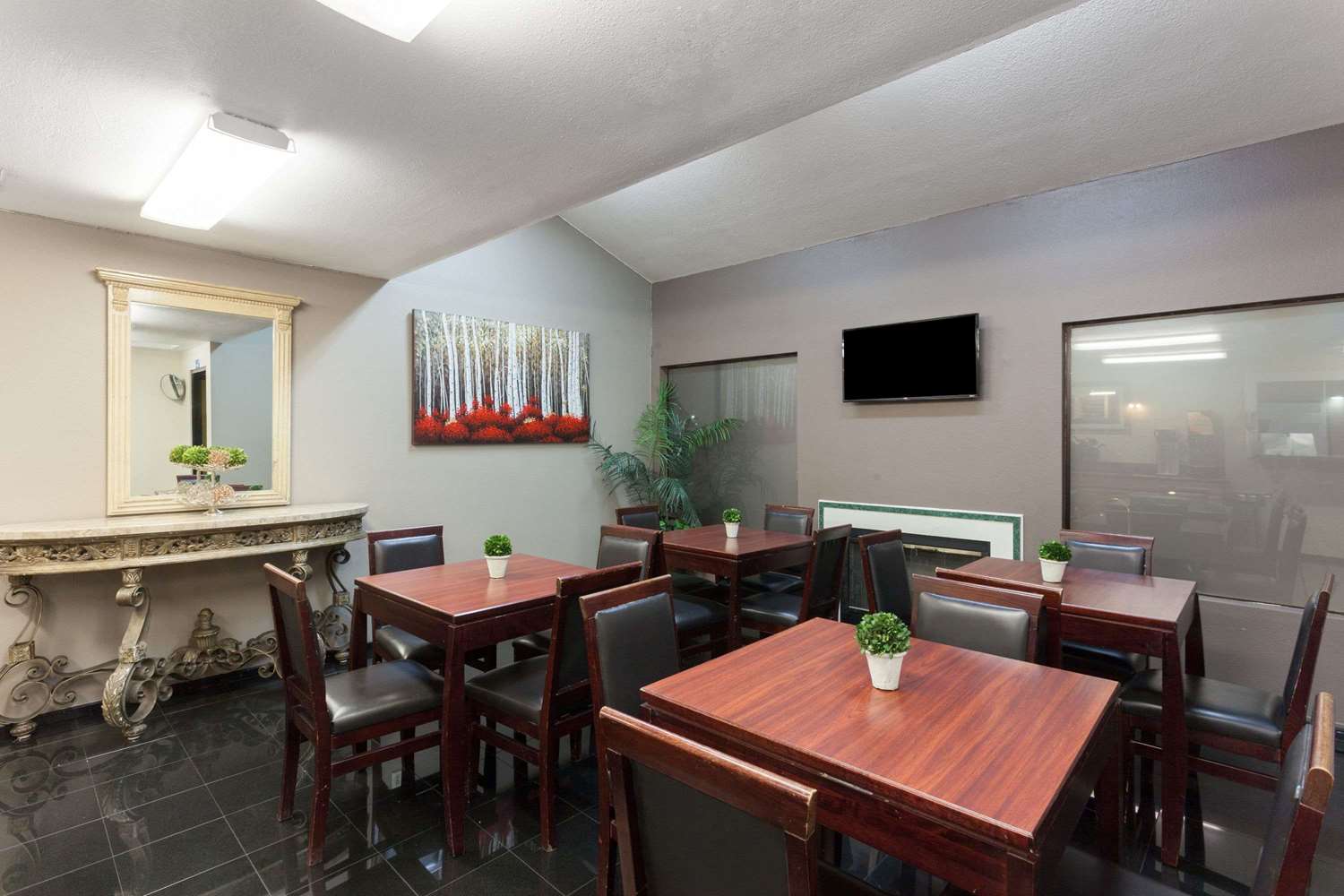 Фото Hotel Hidden Valley