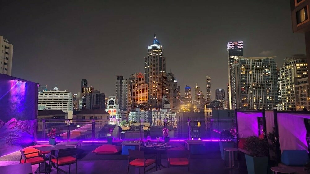 Hotel Citrus Suites Sukhumvit 6 Bangkok, Bangkok, photo