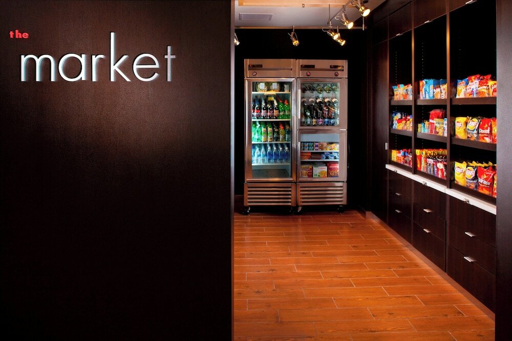 Фото Courtyard by Marriott New Orleans Metairie