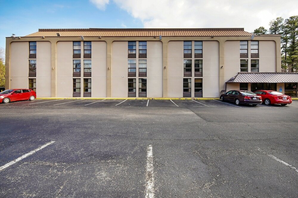 Фото Baymont by Wyndham Williamsburg