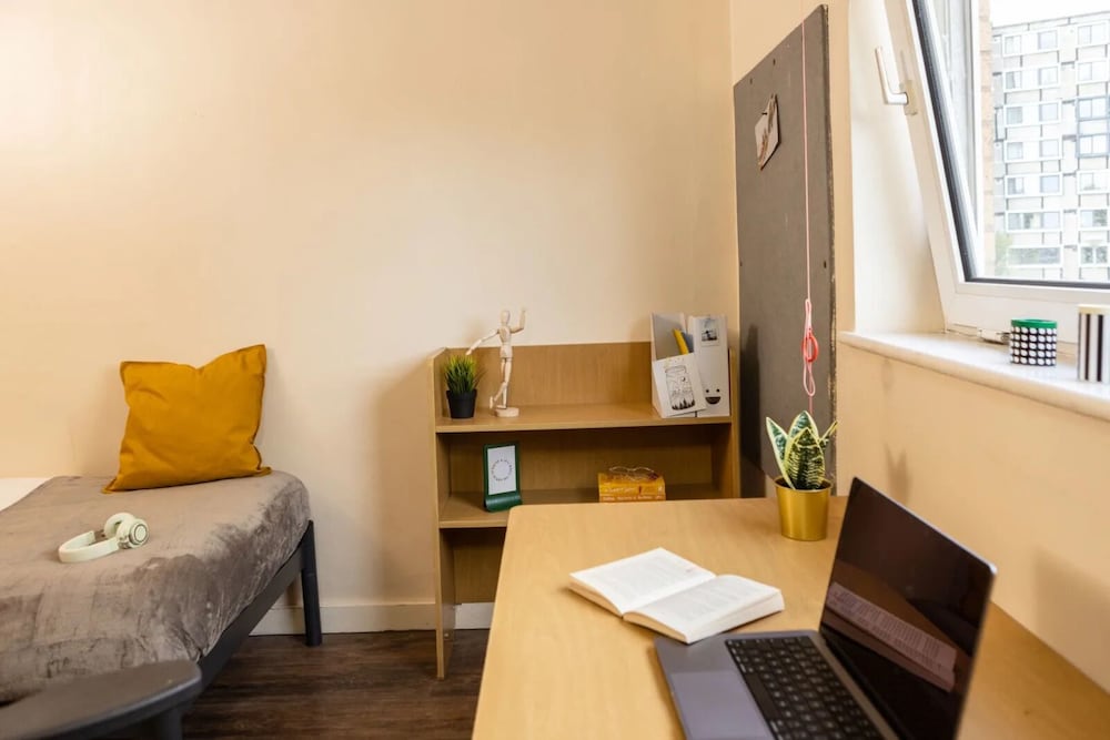 Фото John Lester & Eddie Colman Courts - Campus Accommodation