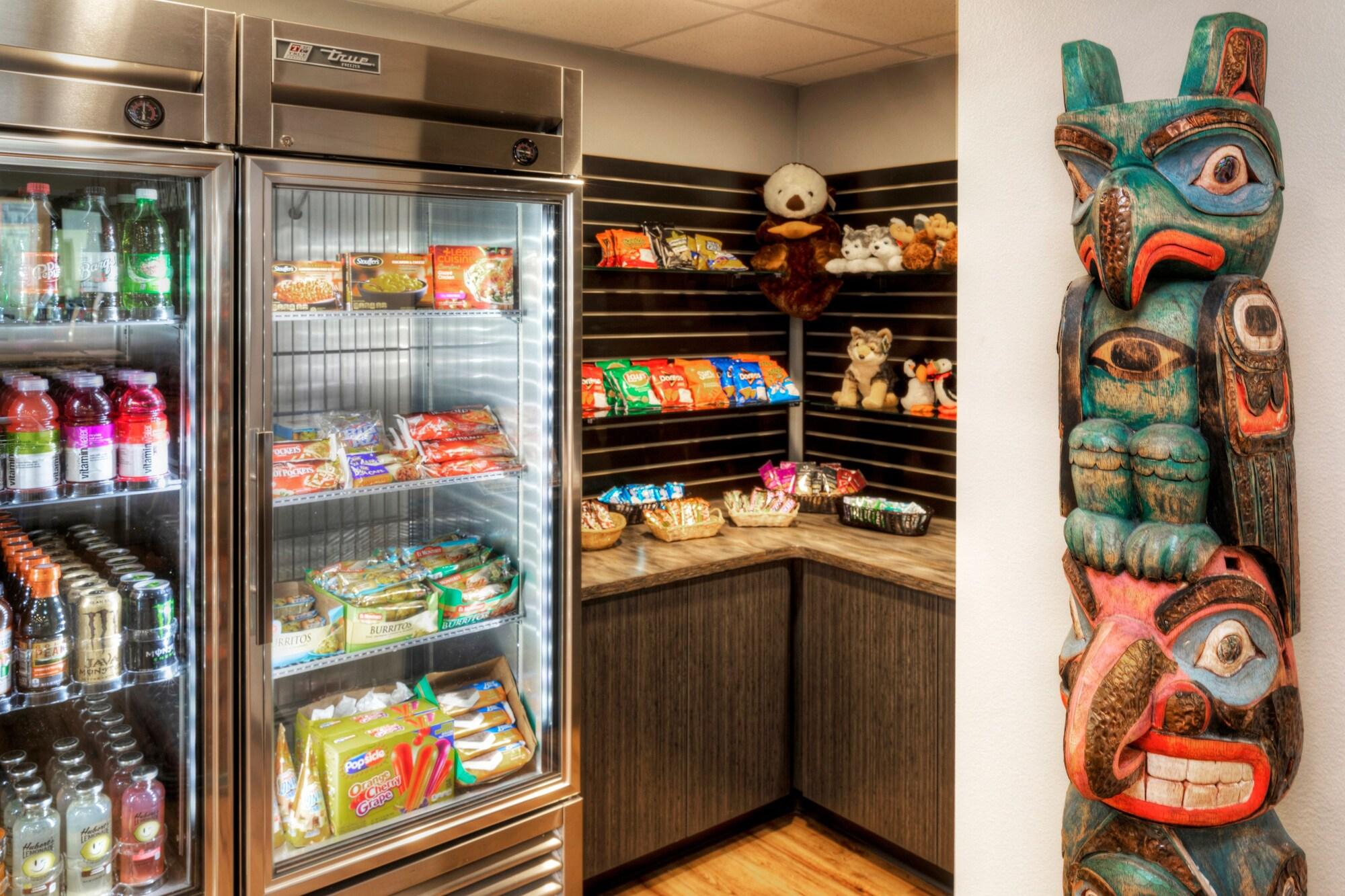 Фото Totem Hotel and Suites