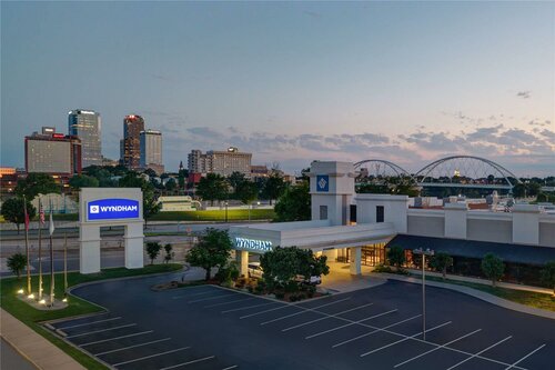 Гостиница Wyndham Riverfront Little Rock в Литл-Роке