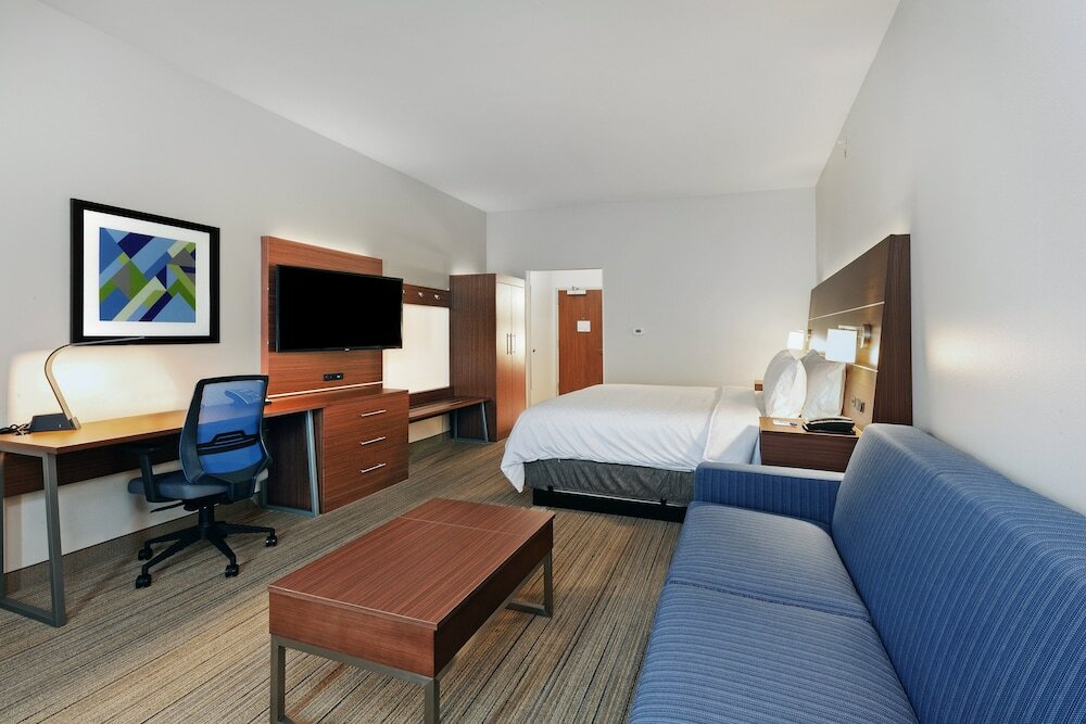 Фото Holiday Inn Express & Suites Tulsa Northeast - Owasso, an Ihg Hotel