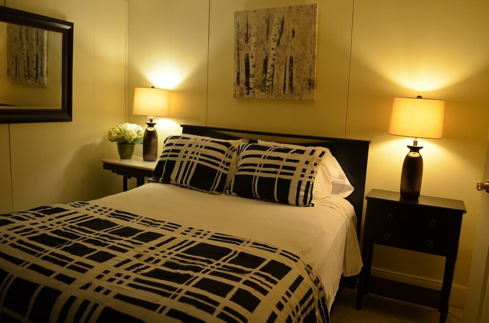 Фото Bavarian Manor Country Inn