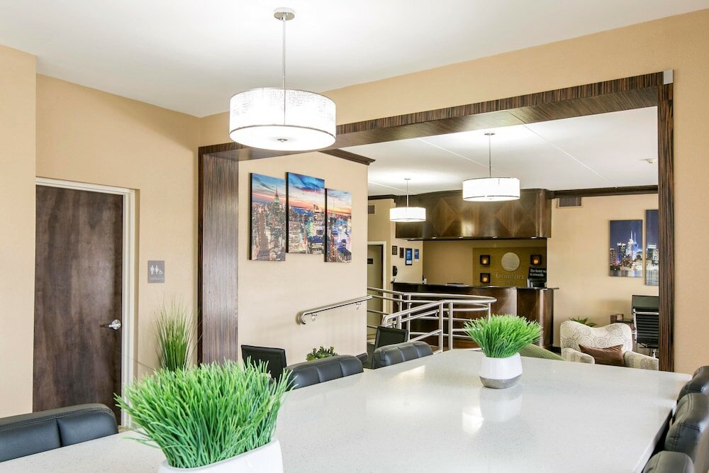 Фото Comfort Inn Edgewater on Hudson River