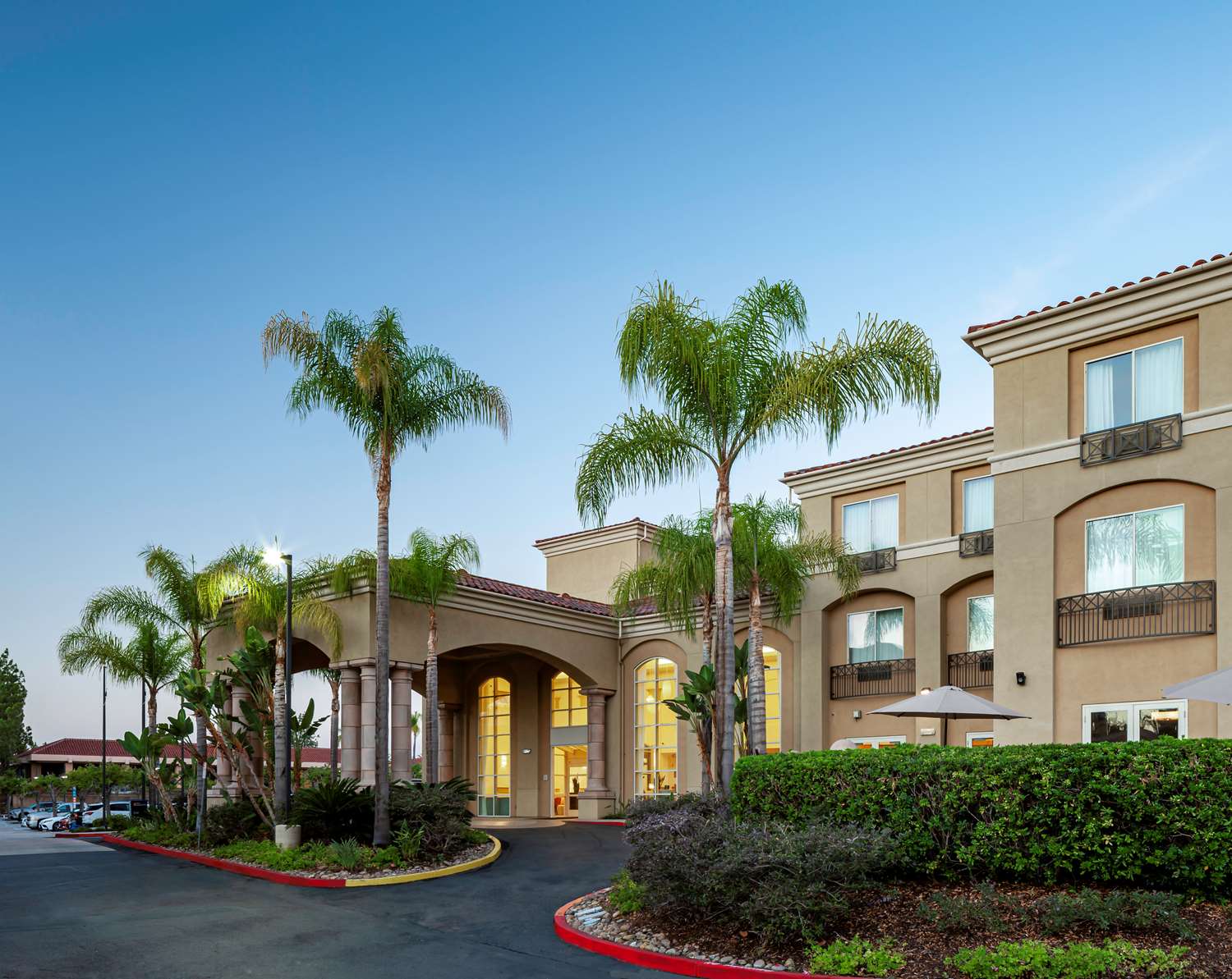 Фото Hilton Garden Inn San Diego/Rancho Bernardo