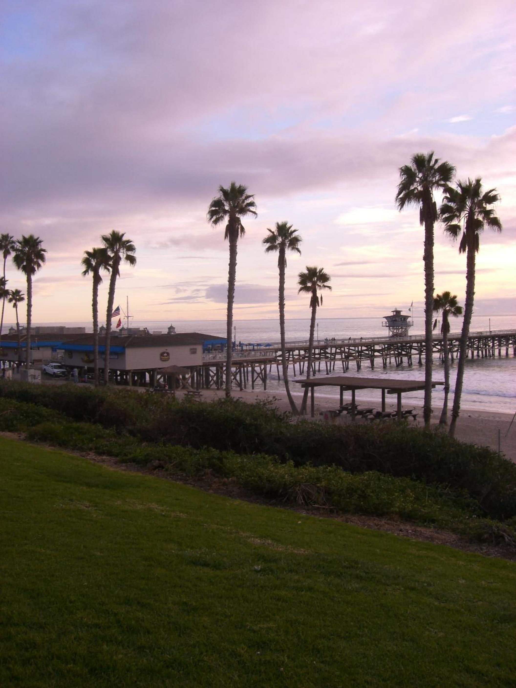 Фото Americas Best Value Inn San Clemente Beach