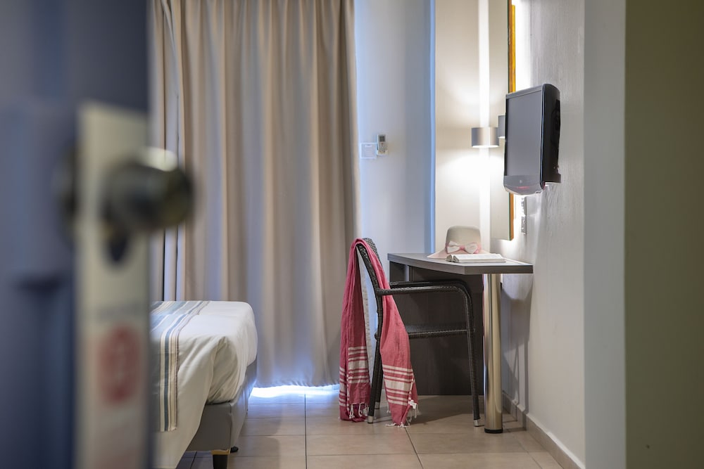 Фото Mayfair Gardens