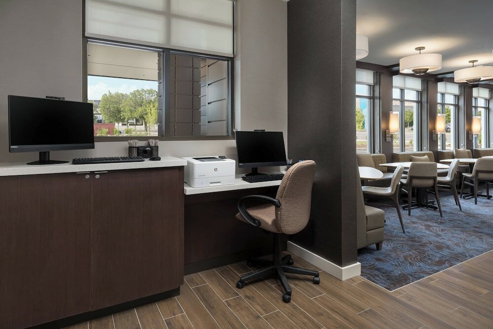 Фото Residence Inn Long Island Garden City