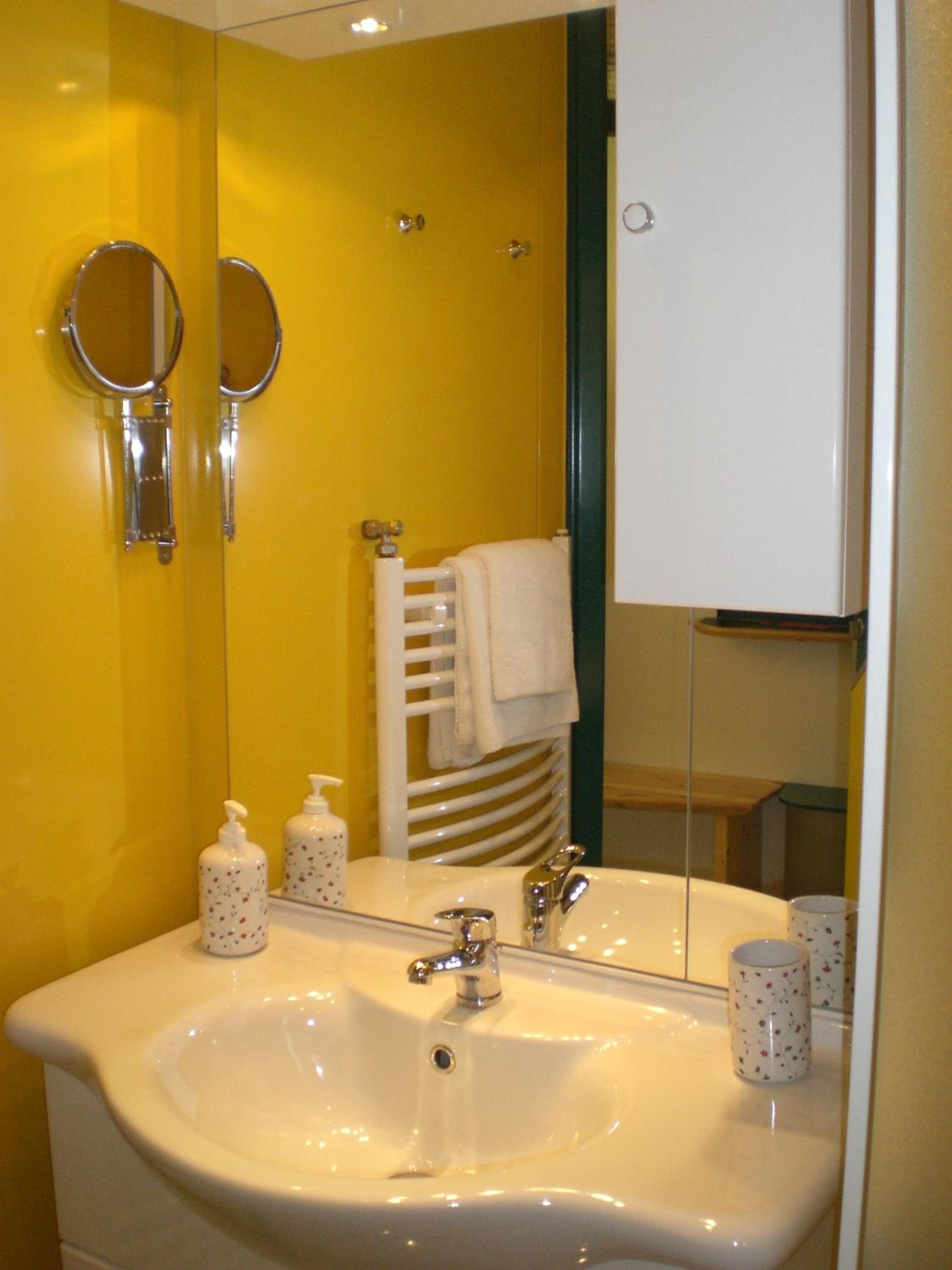 Фото Asperner Löwe