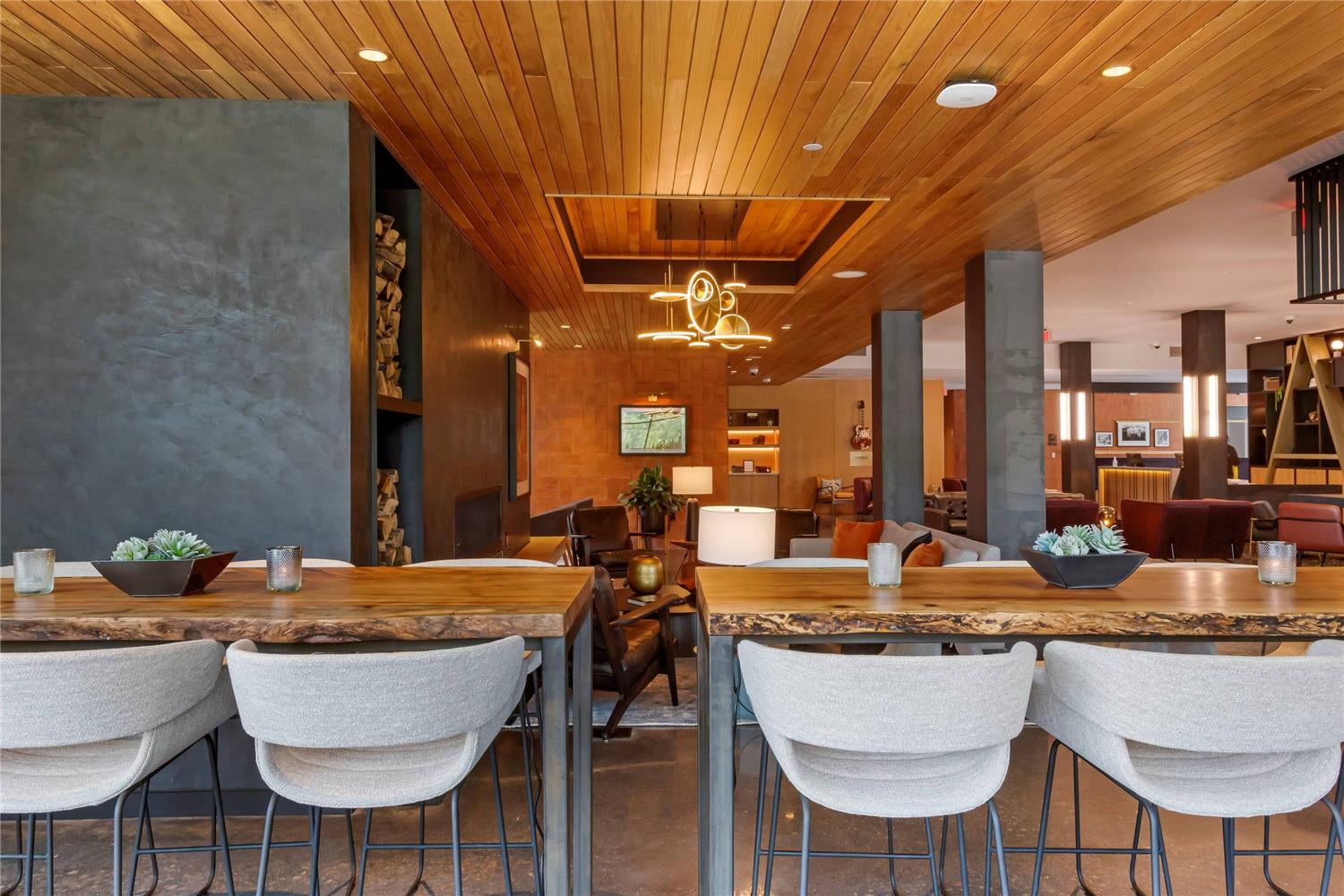 Фото Cambria Hotel Austin Airport