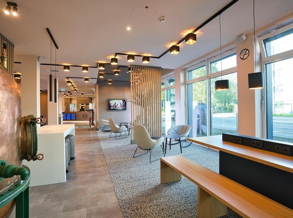 Фото B&b Hotel Köln-City