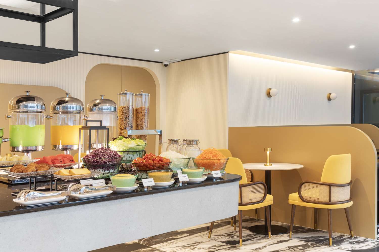 Фото Best Western Ratchada Hotel