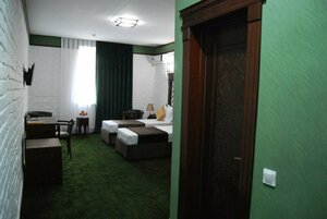 Kesh Palace (Fusunkor Street, 4), hotel