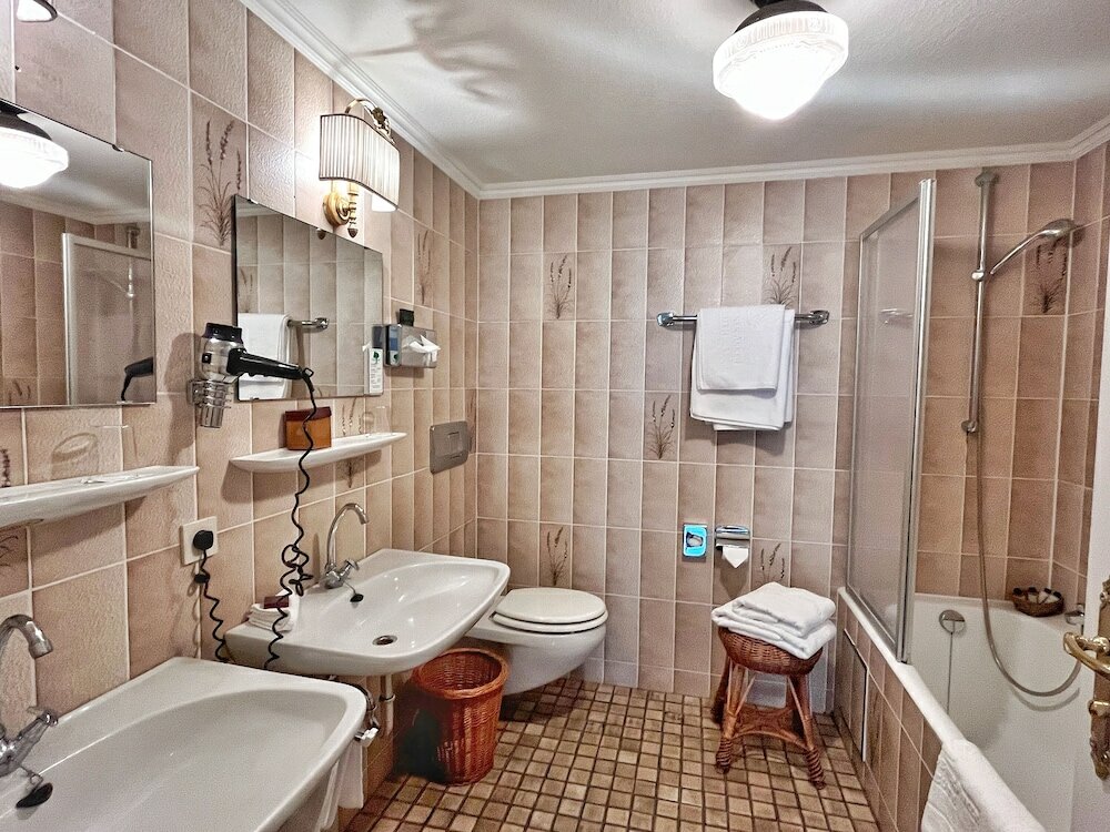 Фото Hotel Goldener Anker