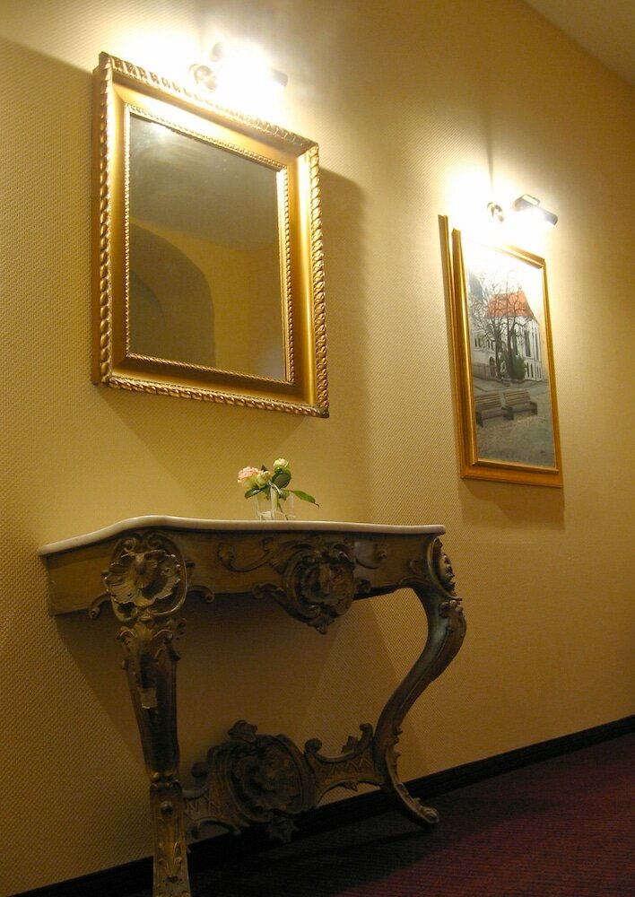 Фото Gotikhotel Frenzelhof