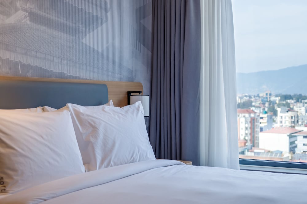 Фото Holiday Inn Express Kathmandu Naxal