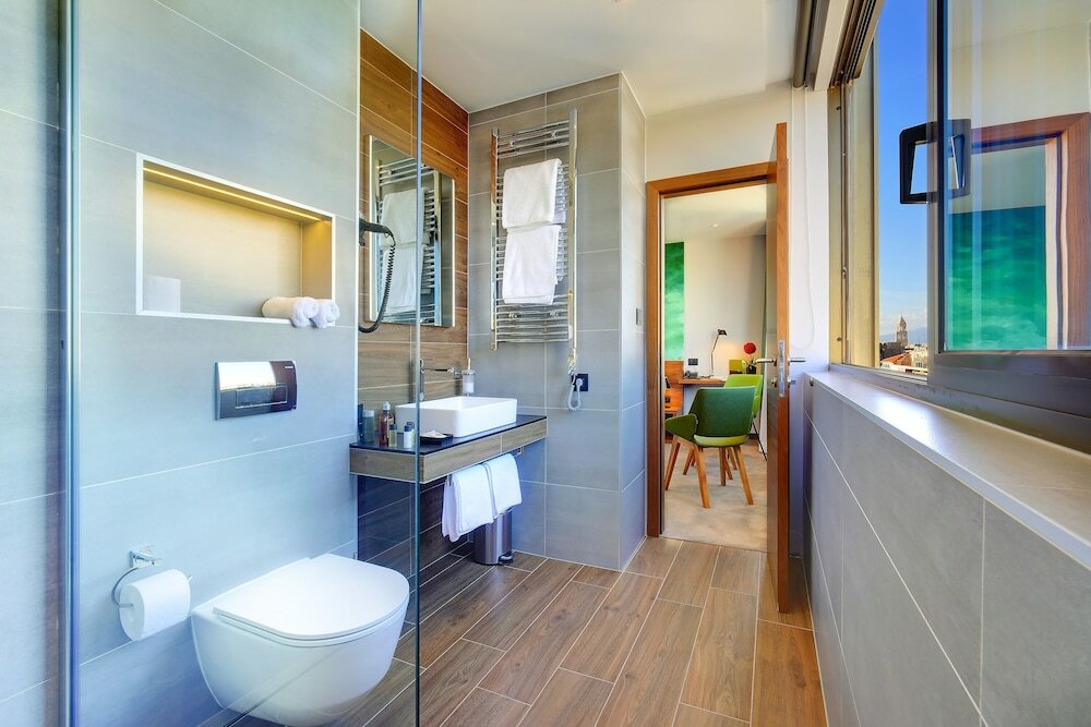 Фото Horizon Luxury Suites