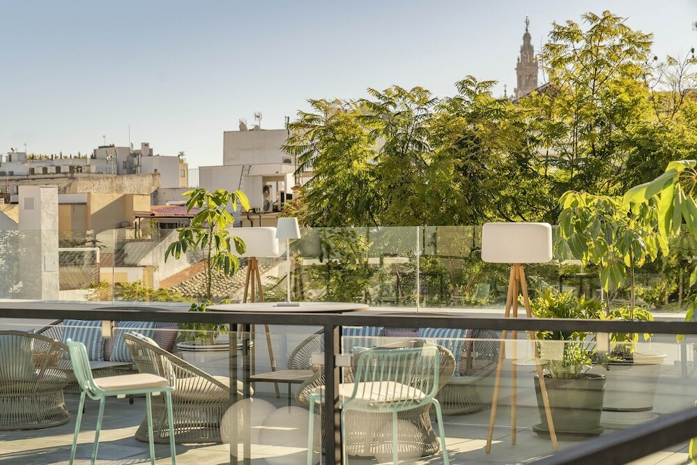 Фото Vincci Molviedro Suites Apartments