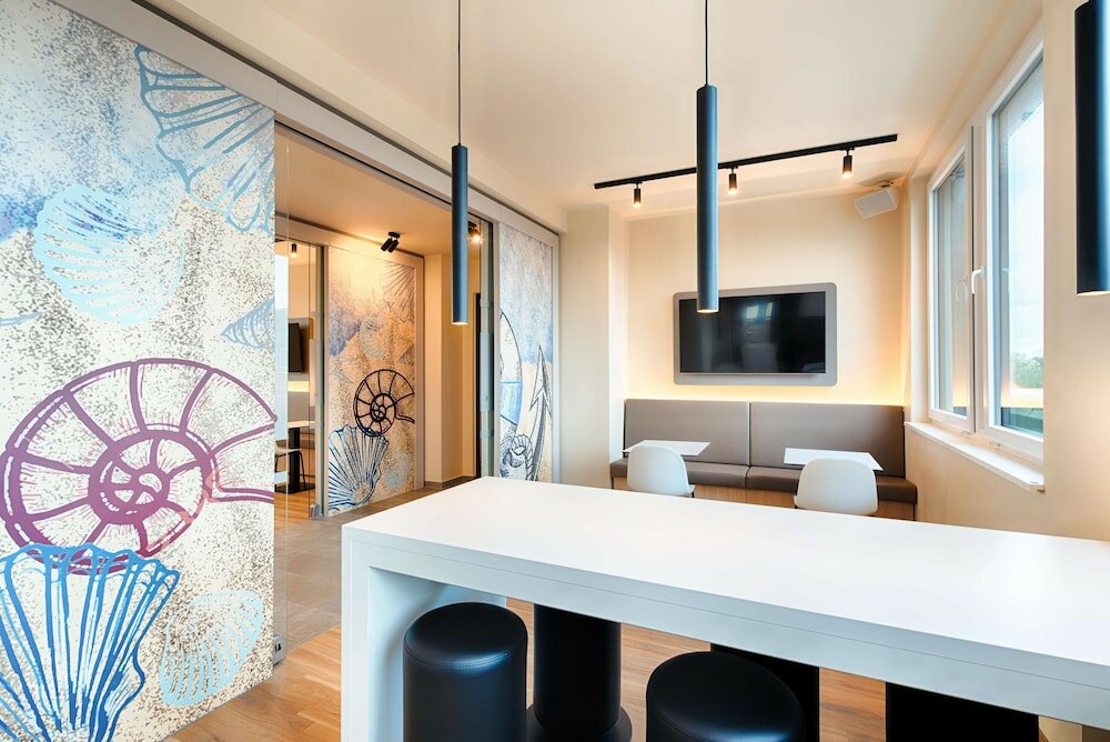 Фото B&b Hotel Emden