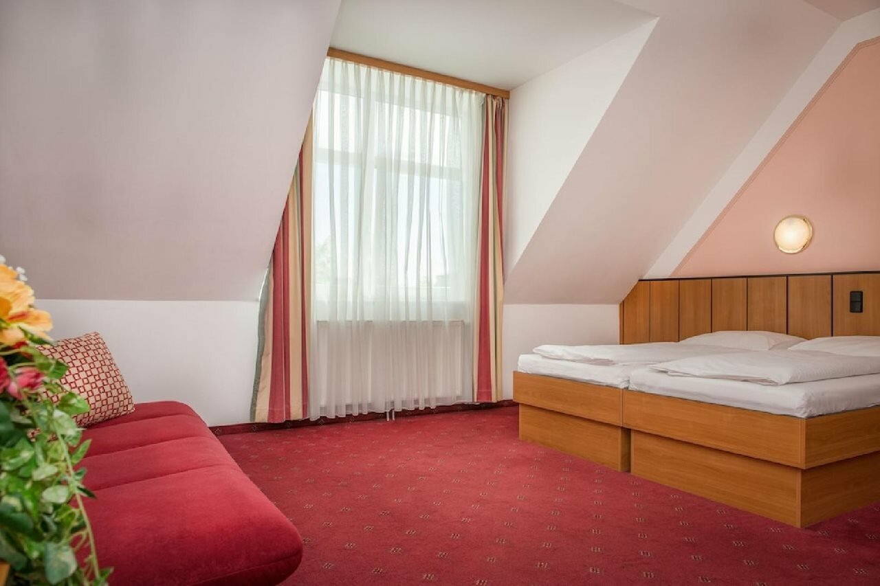 Фото Garten - & Kunsthotels Gabriel