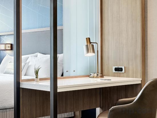 Фото SpringHill Suites by Marriott Orlando at Millenia