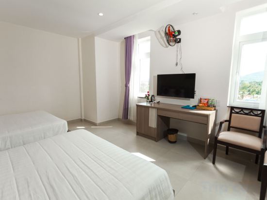 Фото Blue Sky Phu Quoc Hotel