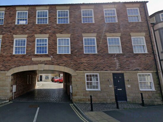 Short-term housing rental Lemonade Arch, Whitby, photo