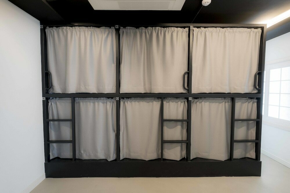 Фото Canvas Hostel - Black