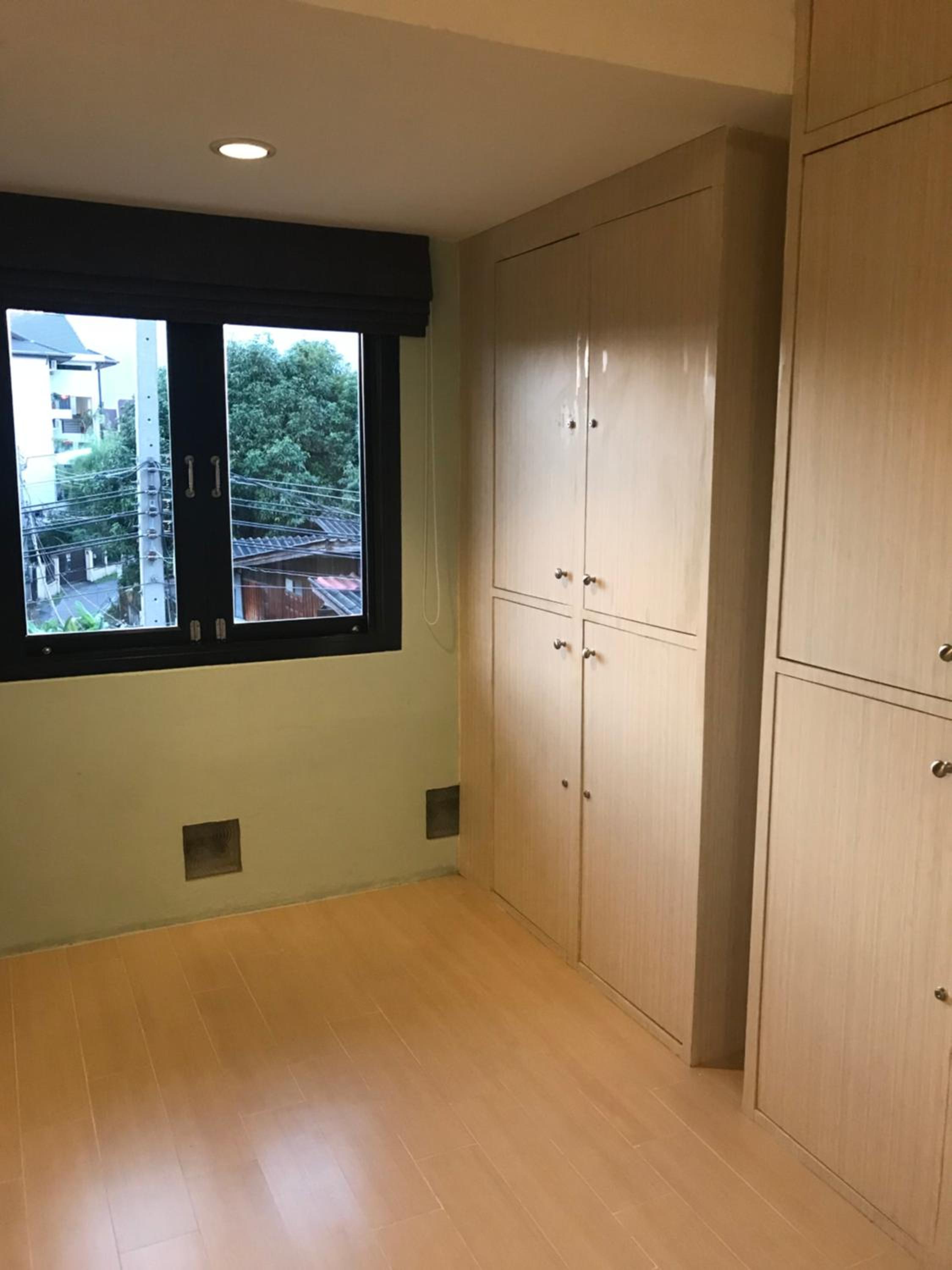 Фото Baan Ploy in - Adults Only - Hostel