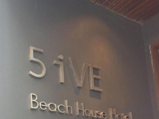 Фото 5ive Beach House Hotel